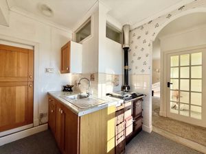 Photo 28- click for photo gallery